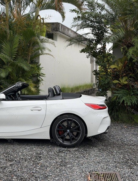 BMW Z40i 2026 - Photo 3