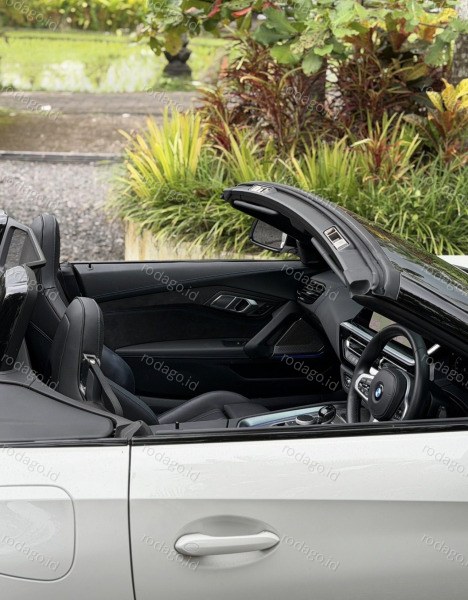 BMW Z40i 2026 - Photo 7