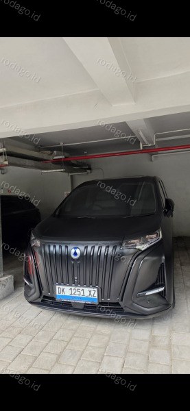 DENZA D9 Luxury VIP 7-Seater Bali  - Foto 2
