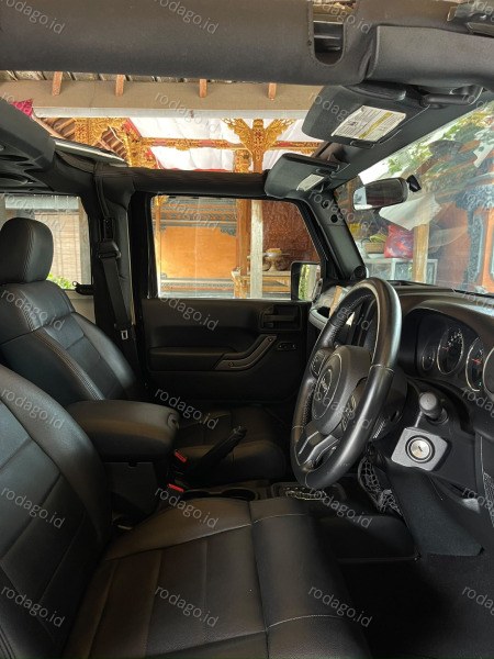 Jeep Wrangler Rubicon - Photo 2