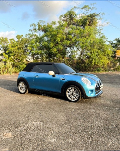 Mini Cooper Cabrio - Photo 3