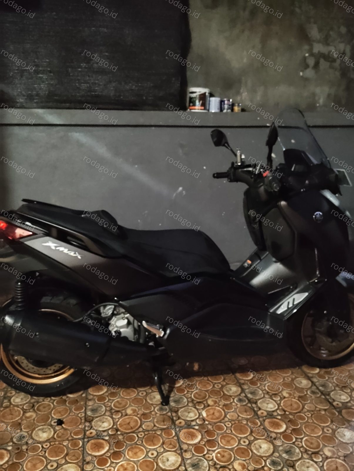 Yamaha XMAX 250 2024